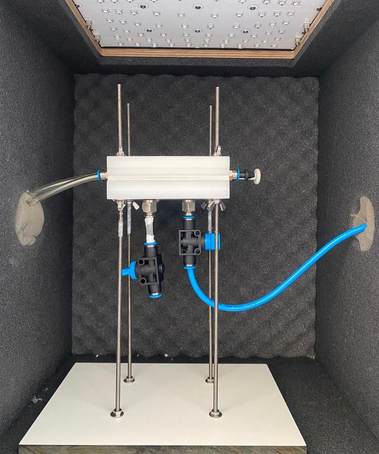 Reactor setup inside the irradiation chamber