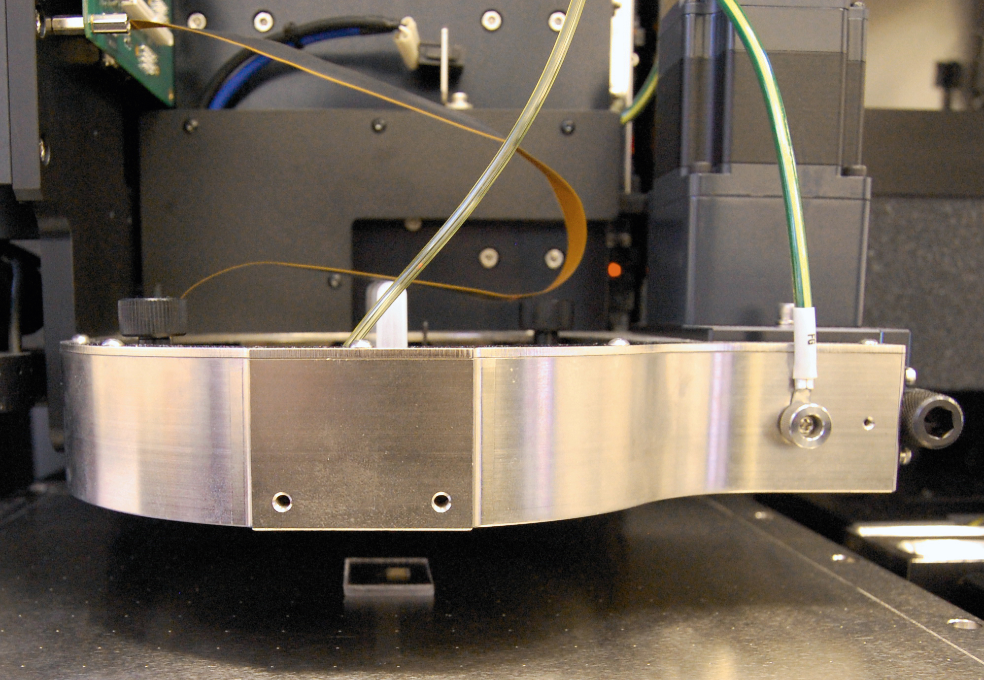 Reactive printing using a Fujifilm Dimatix inkjet printer. Reactive printing using a Fujifilm Dimatix inkjet printer.