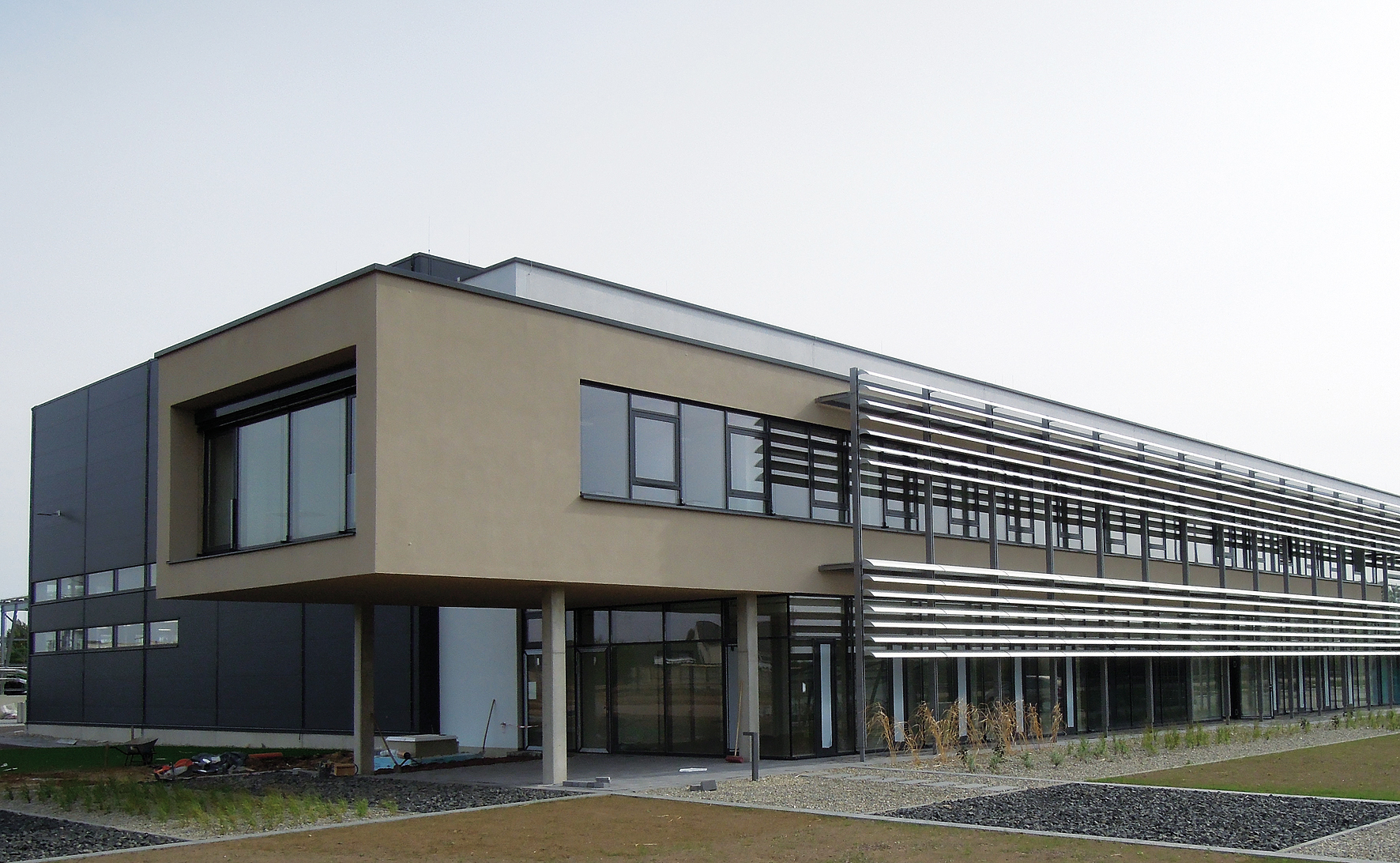 Neubau des Fraunhofer-Zentrums für Chemisch- Biotechnologische Prozesse CBP 